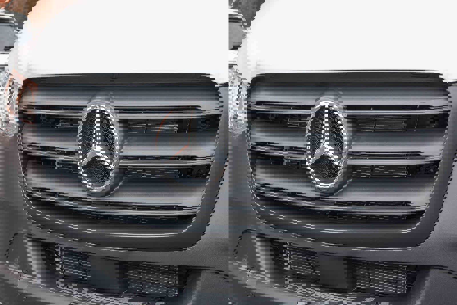 Used 2025 Mercedes-Benz Sprinter 2500 image 6