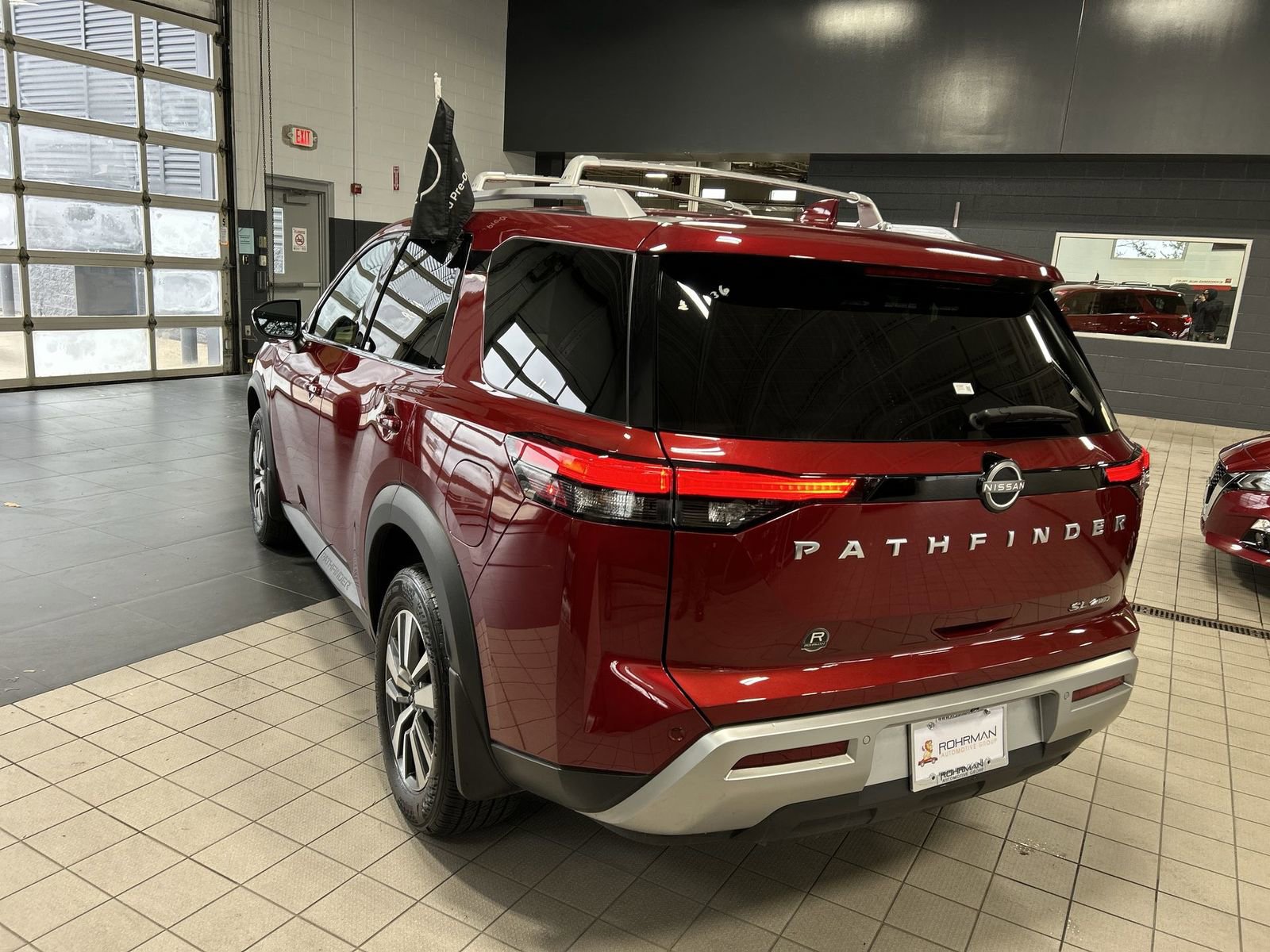 Certified 2024 Nissan Pathfinder SL image 39