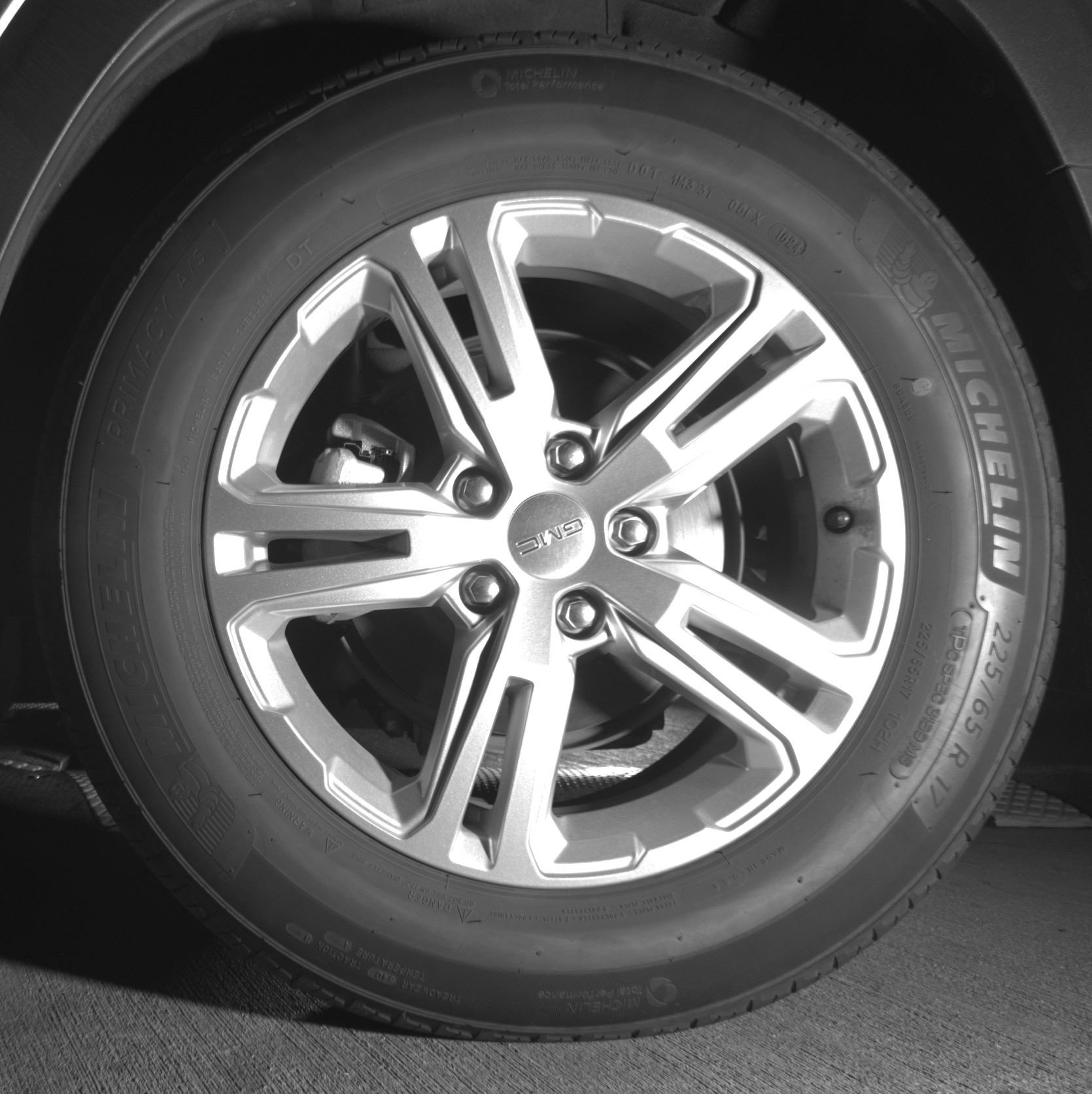 Used 2024 GMC Terrain SLE FWD image 19