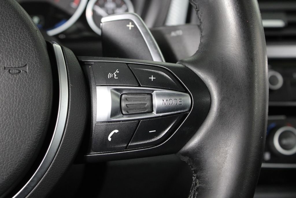 Used 2018 BMW 330e w/ M Sport Package image 27