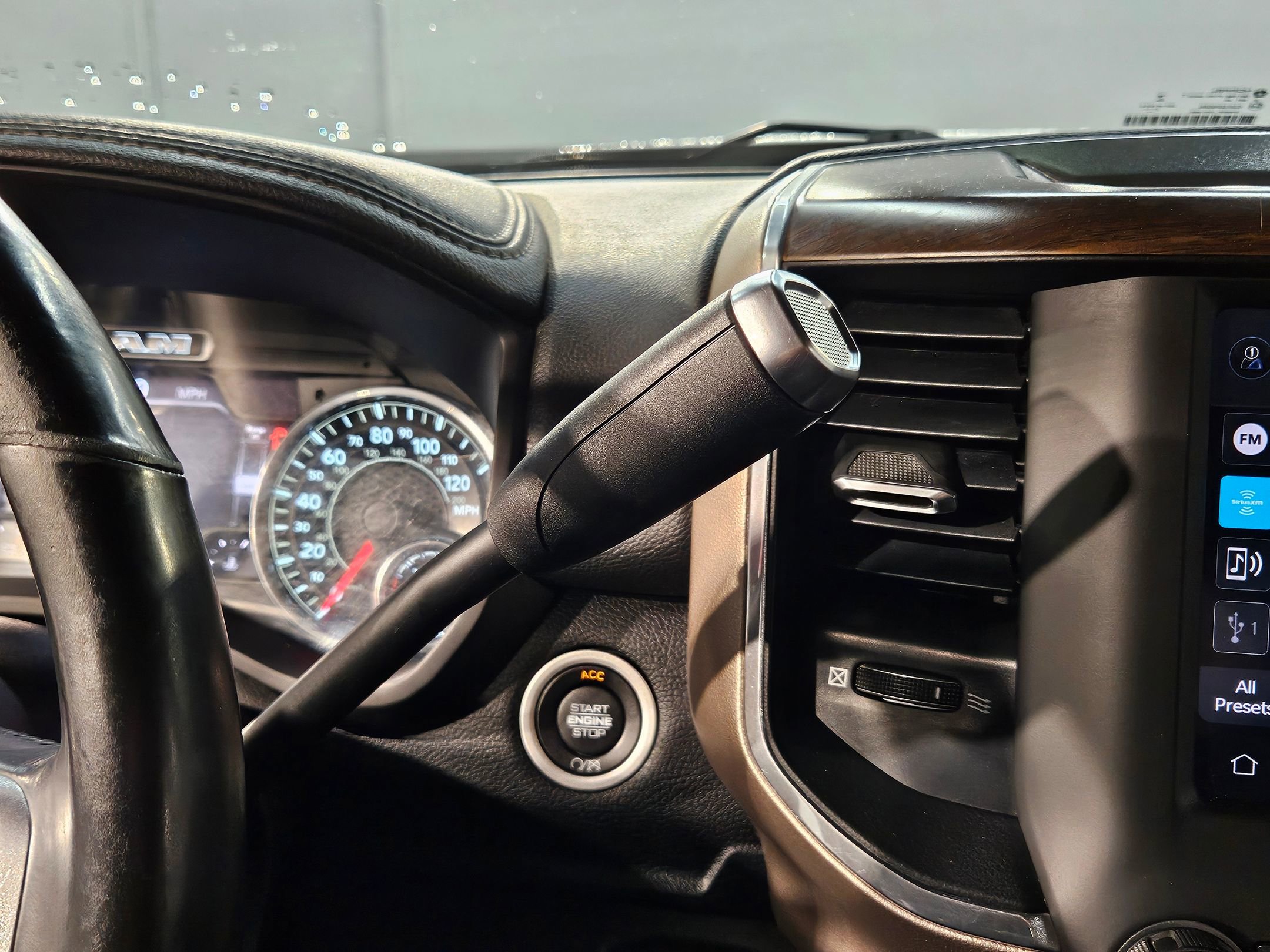 Used 2022 RAM 2500 Laramie image 31