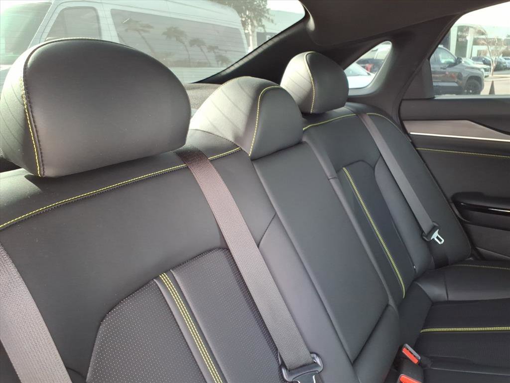Used 2025 Kia K5 GT image 14