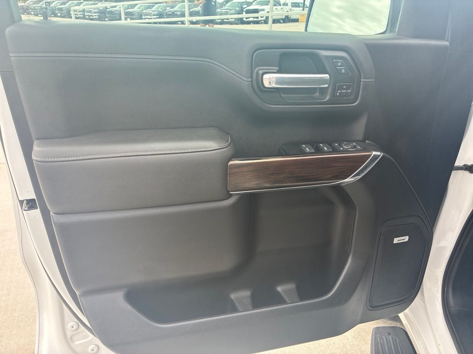 Used 2019 GMC Sierra 1500 SLT w/ SLT Premium Plus Package AWD/4WD image 15