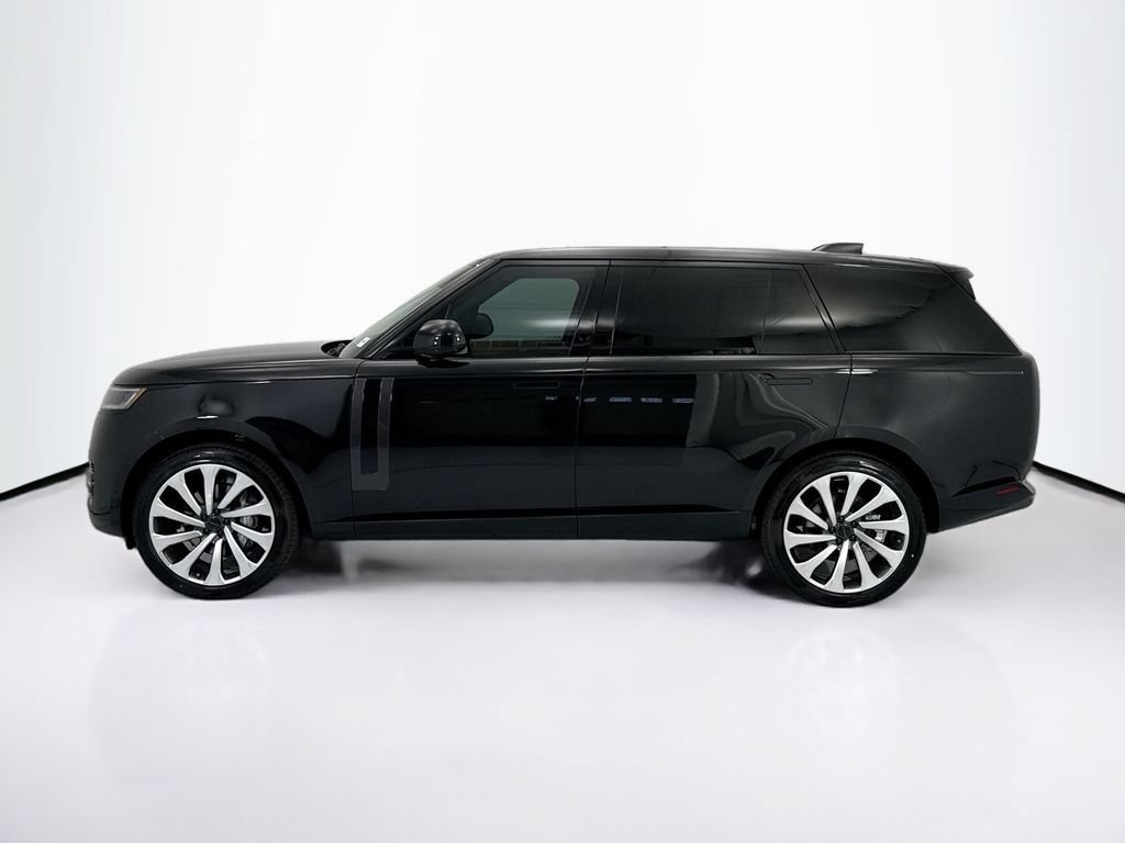 New 2026 Land Rover Range Rover Long Wheelbase SE AWD/4WD image 8