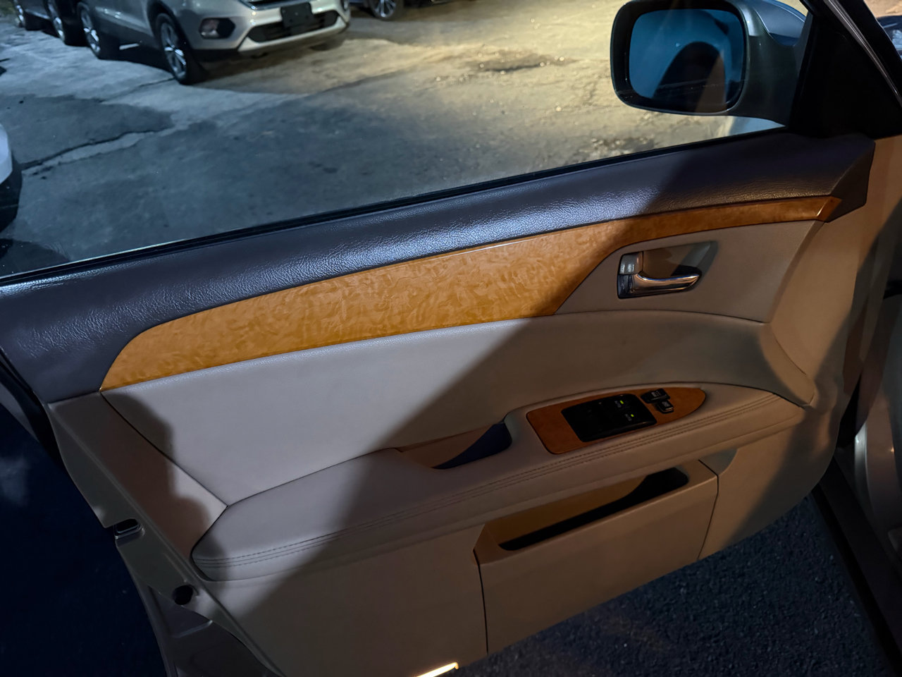 Used 2007 Toyota Avalon XLS image 13