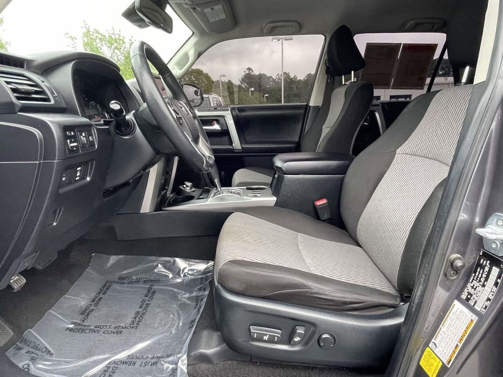 Used 2021 Toyota 4Runner SR5 AWD/4WD image 18