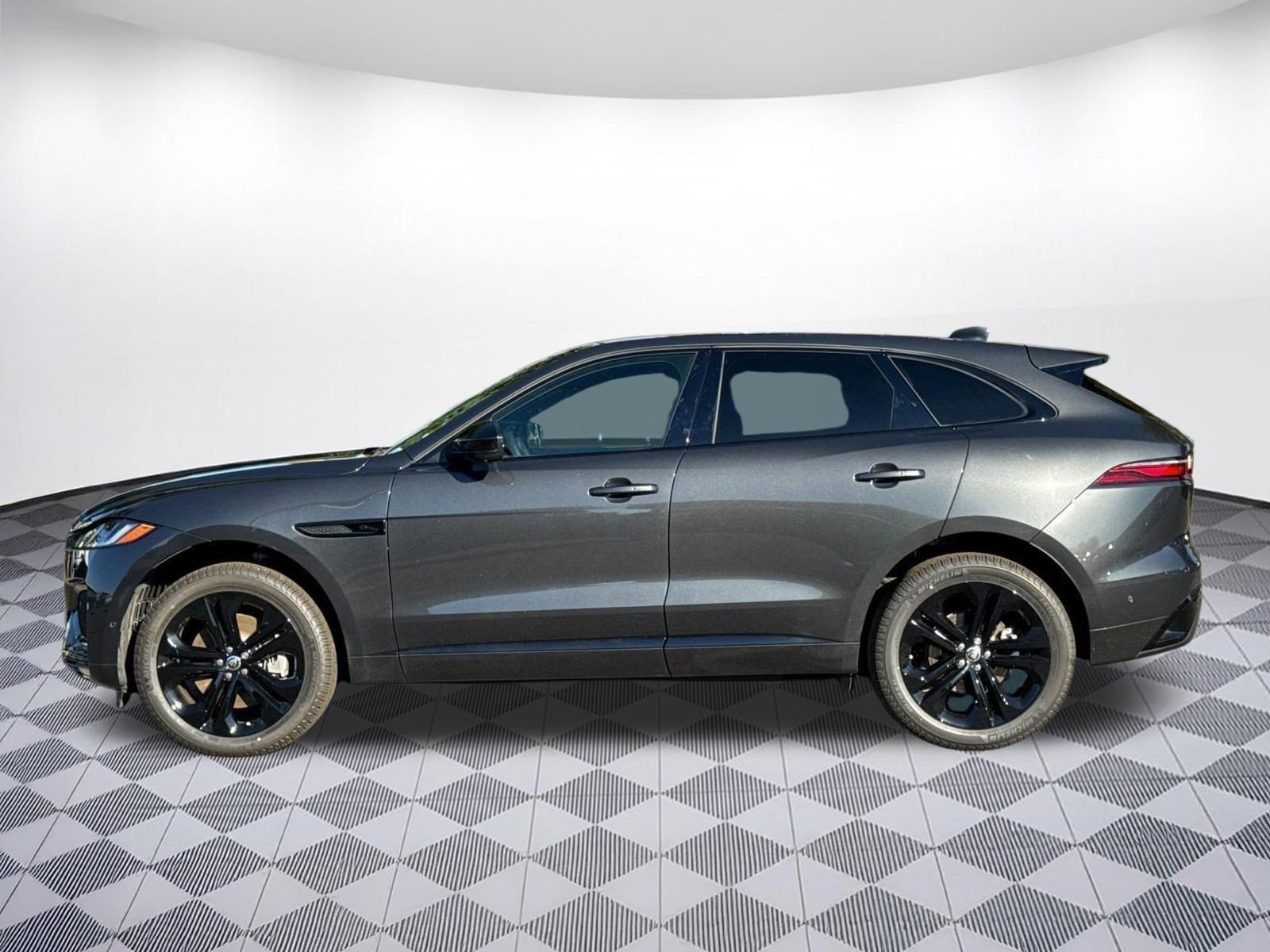 New 2026 Jaguar F-PACE R-Dynamic S AWD/4WD image 2