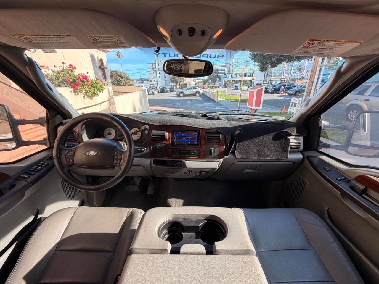 Used 2005 Ford F250 XLT image 11