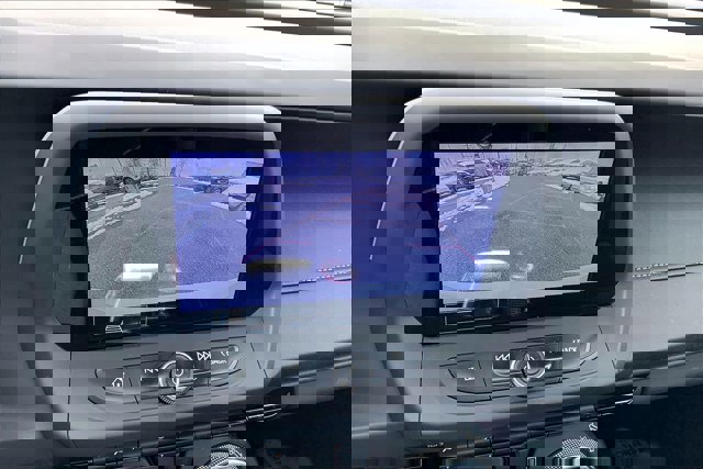 Used 2023 Chevrolet Camaro LT w/ Technology Package image 21