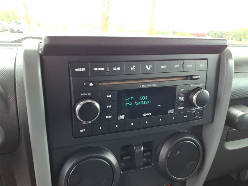 Used 2008 Jeep Wrangler X AWD/4WD image 10