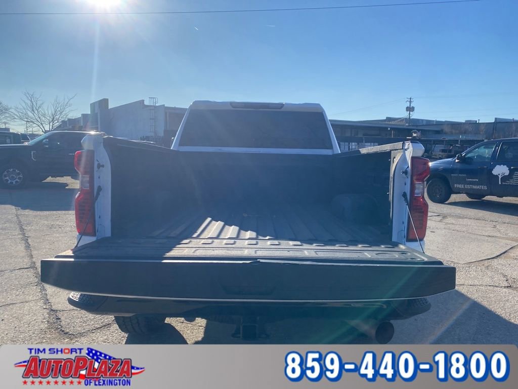 Used 2023 Chevrolet Silverado 2500 Custom w/ Custom Value Package image 12