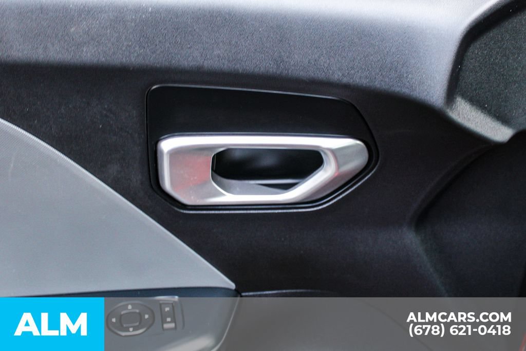 Used 2025 Kia K4 FWD image 36