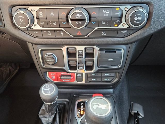 New 2025 Jeep Wrangler Willys image 10