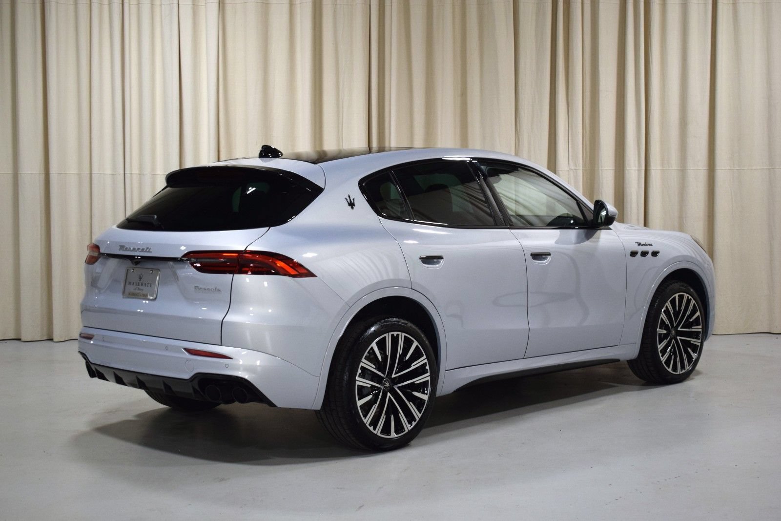 Used 2025 Maserati Grecale Modena AWD/4WD image 10