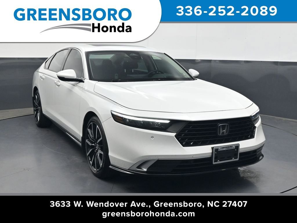 Used 2024 Honda Accord Touring image 1