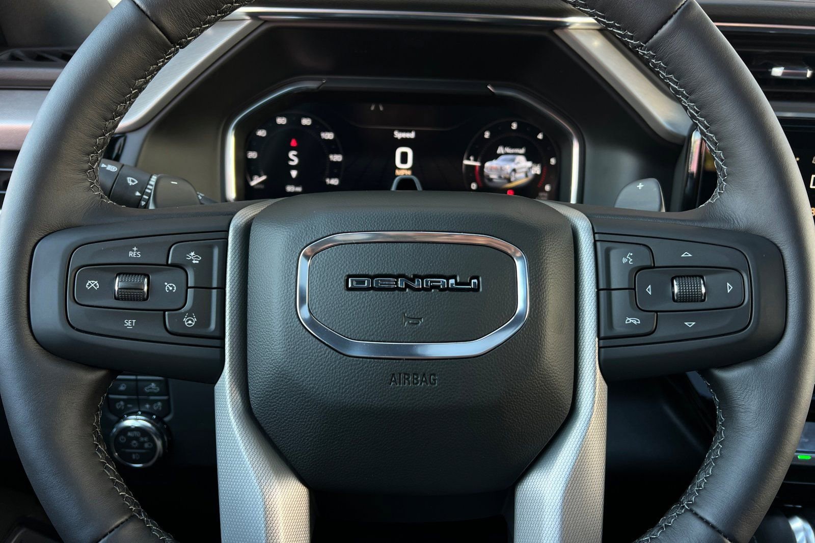 New 2026 GMC Sierra 1500 Denali w/ Technology Package AWD/4WD image 22