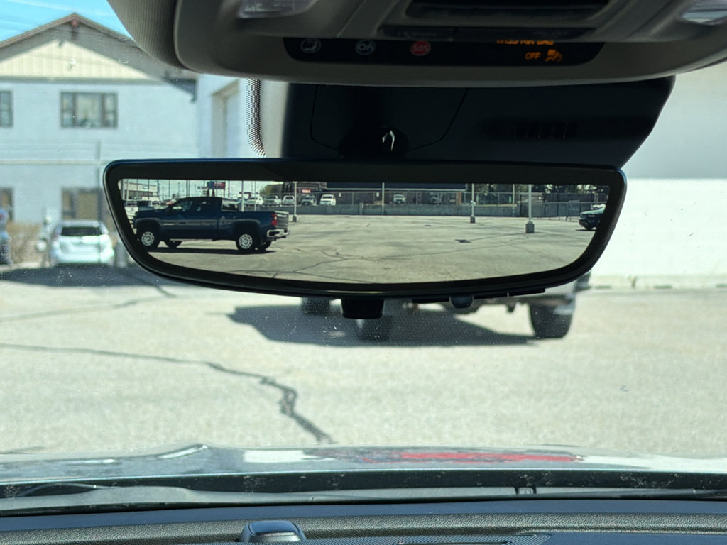 Used 2023 Buick Envision Avenir image 18