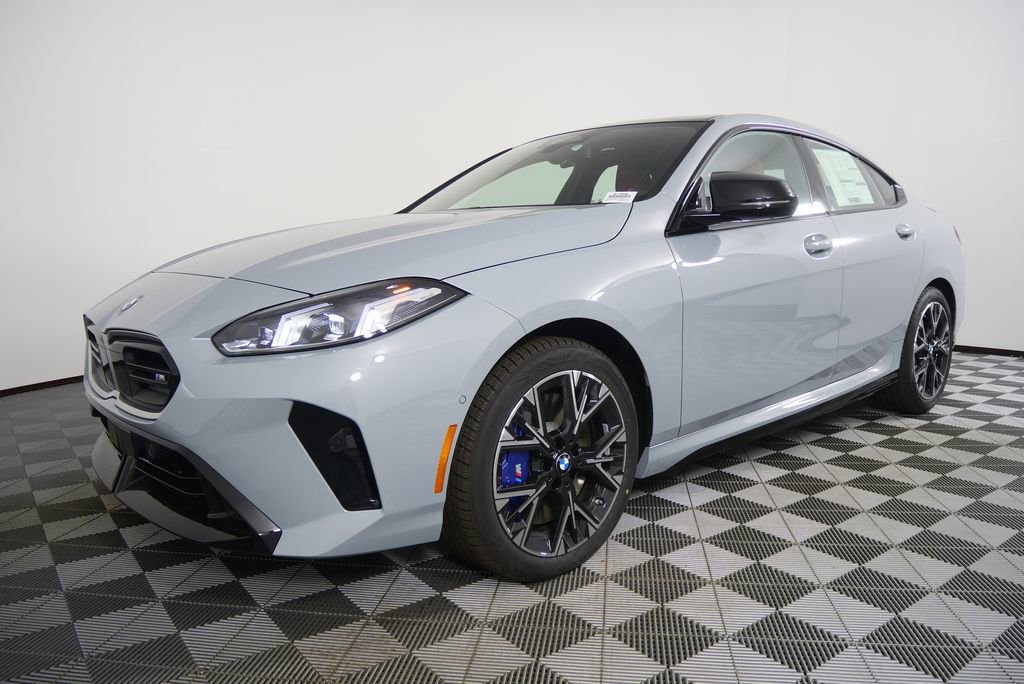 Used 2026 BMW M235i xDrive w/ Premium Package AWD/4WD image 7