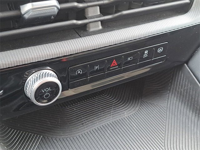 Used 2025 Ford Explorer ST-Line image 16