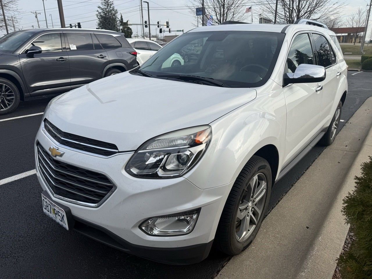 Used 2016 Chevrolet Equinox LTZ w/ Enhanced Convenience Package image 9