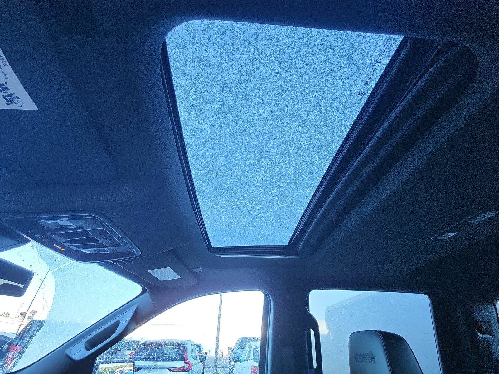 Used 2019 Chevrolet Silverado 1500 High Country AWD/4WD image 18