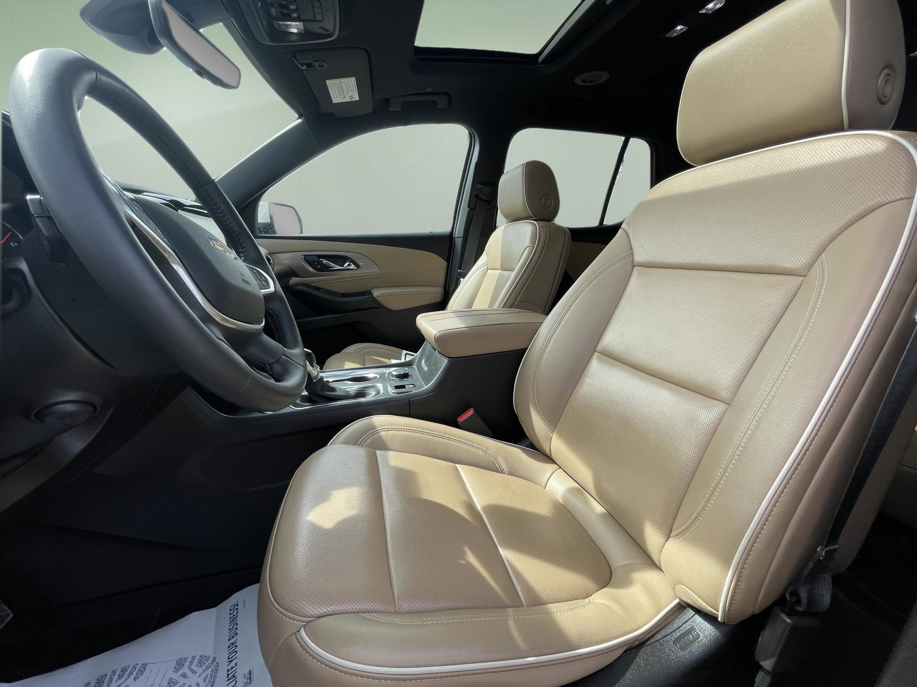 Used 2022 Chevrolet Traverse Premier image 15