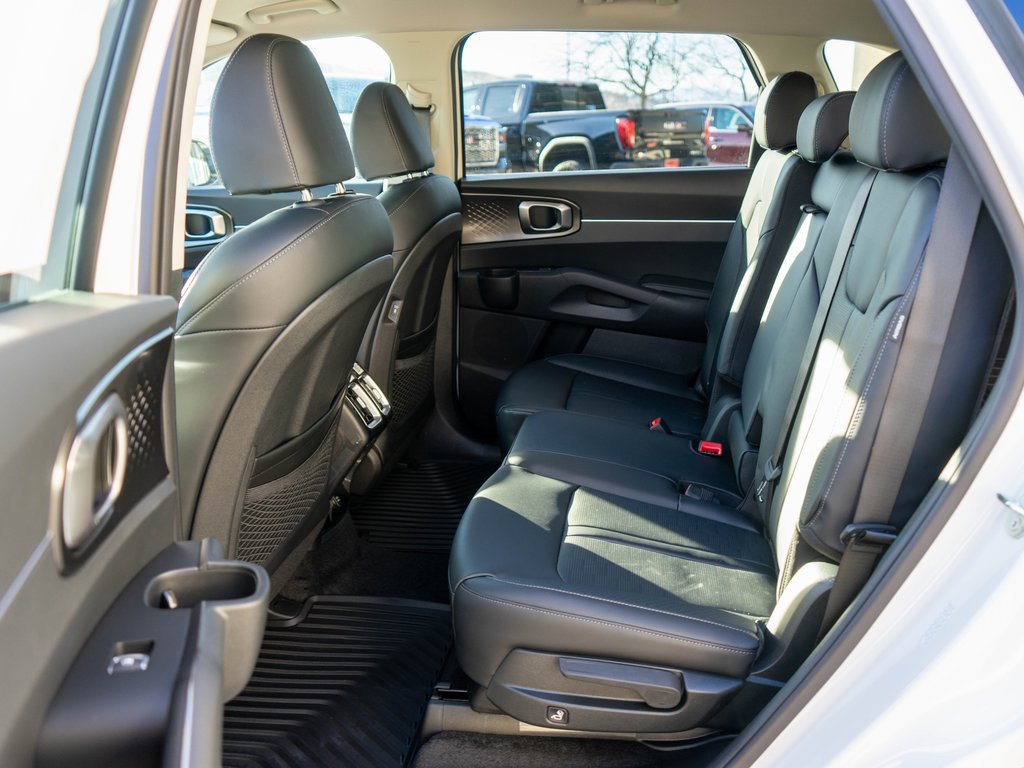 New 2026 Kia Sorento EX image 12