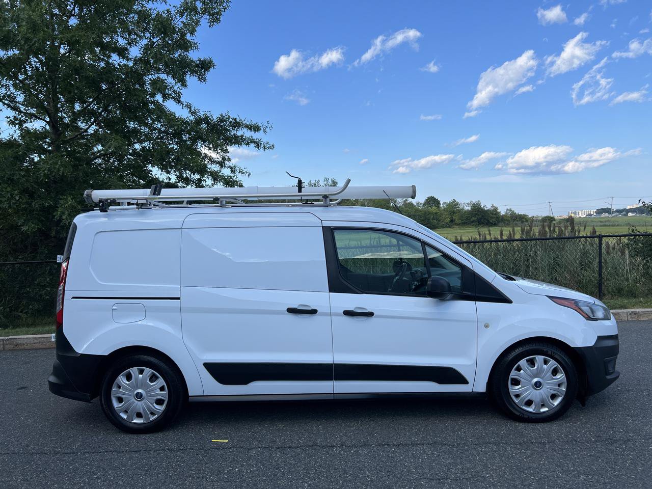 Used 2020 Ford Transit Connect XL FWD image 3