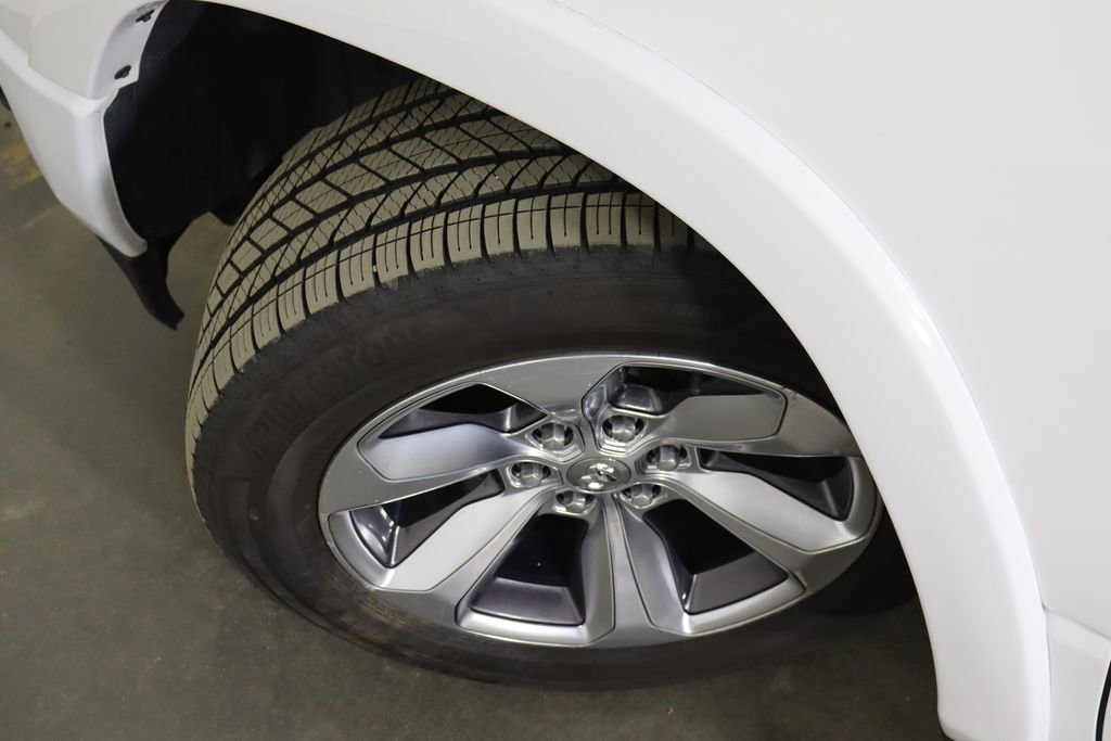 Used 2020 RAM 1500 Limited w/ Body Color Bumper Group AWD/4WD image 41