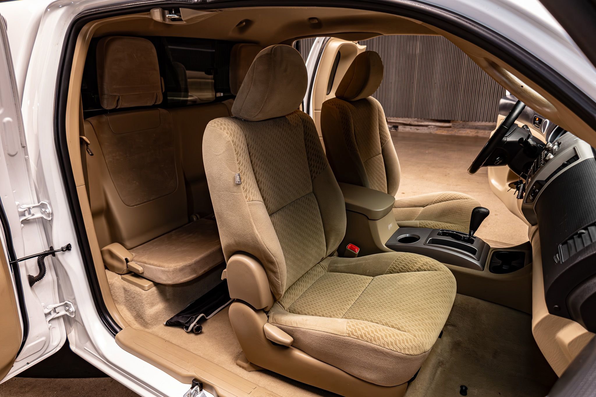 Used 2011 Toyota Tacoma PreRunner w/ SR5 Pkg #2 image 21