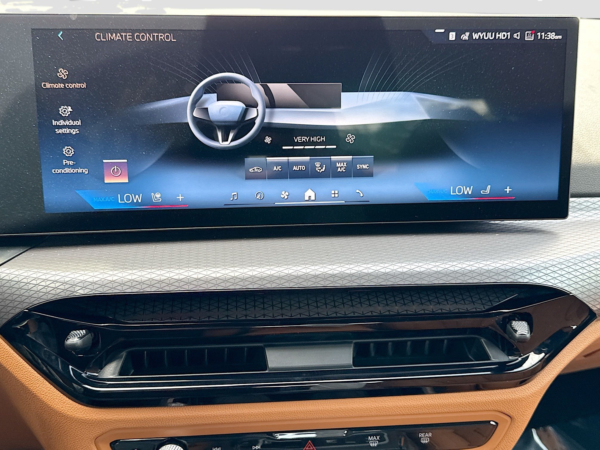 New 2026 BMW 330i Sedan w/ Convenience Package RWD image 35