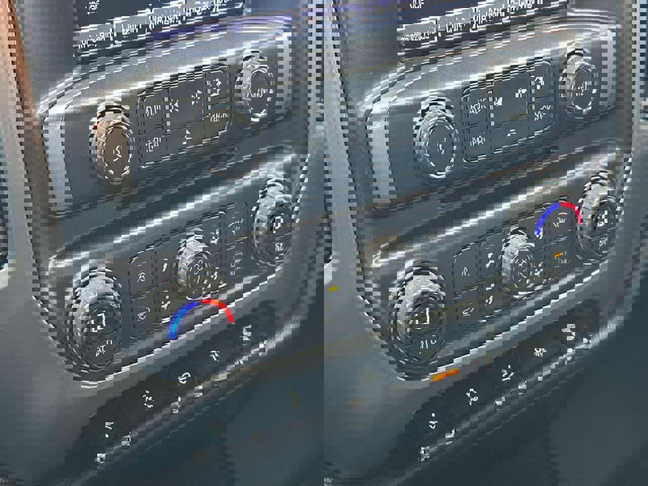 Used 2016 Chevrolet Silverado 2500 LT w/ LT Convenience Package image 29