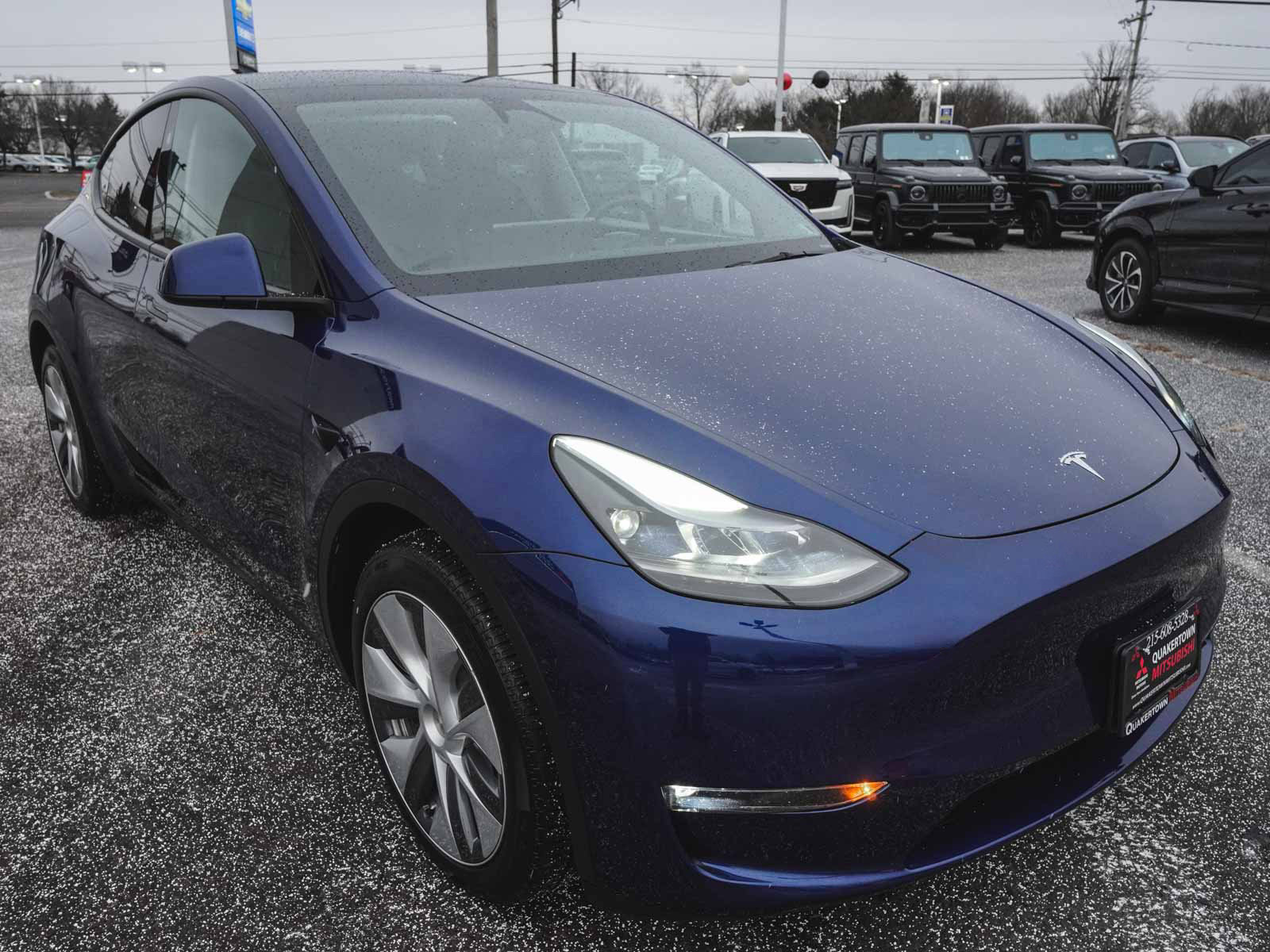 Used 2024 Tesla Model Y Long Range image 3