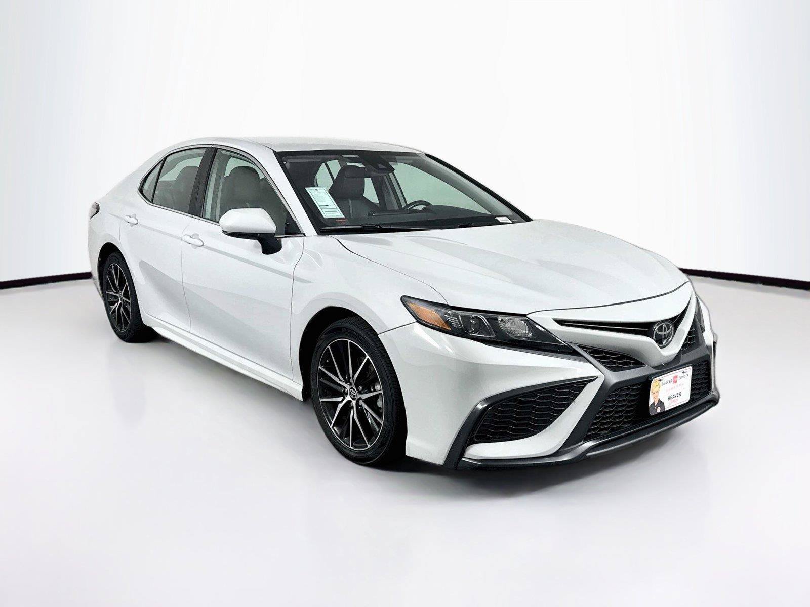 Certified 2024 Toyota Camry SE FWD image 8