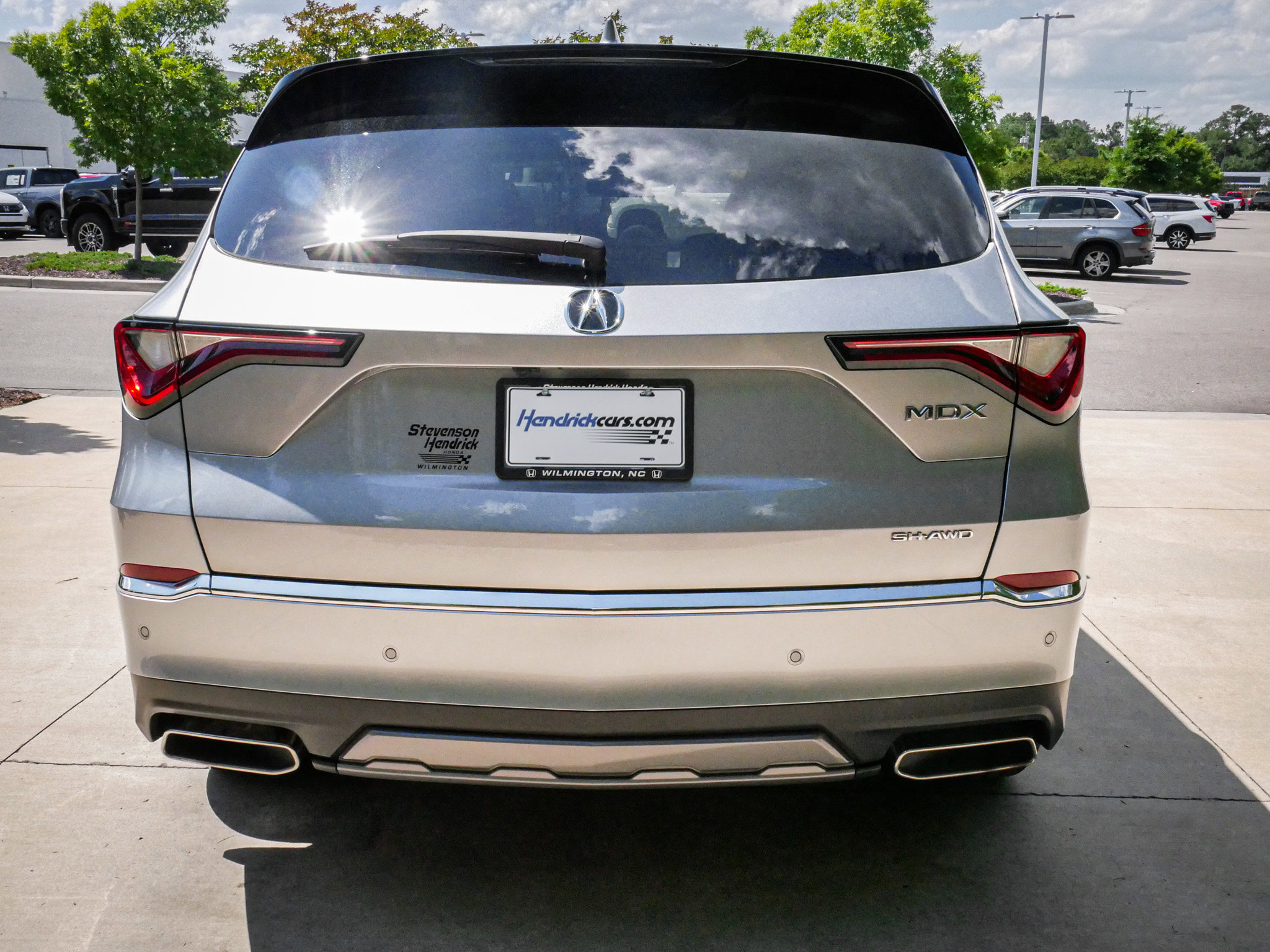 Used 2025 Acura MDX SH-AWD w/ Technology Package image 9