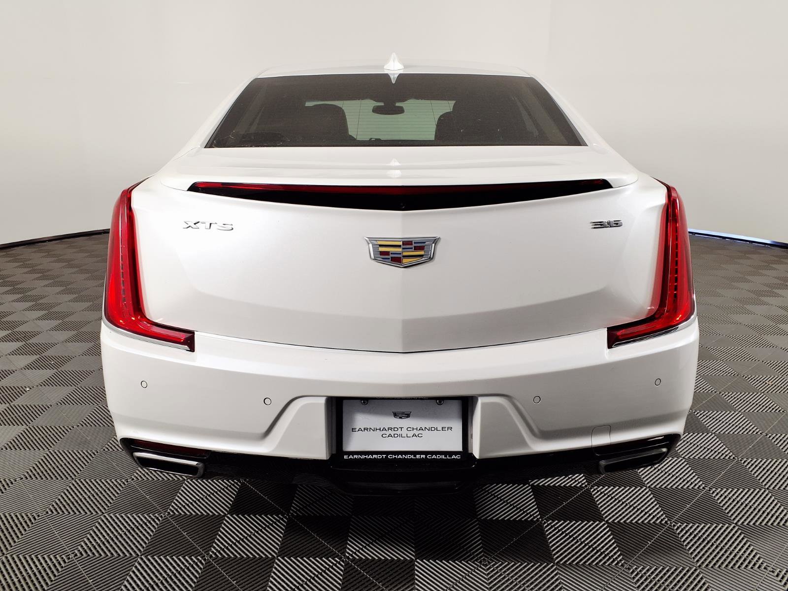Used 2019 Cadillac XTS Luxury FWD image 5
