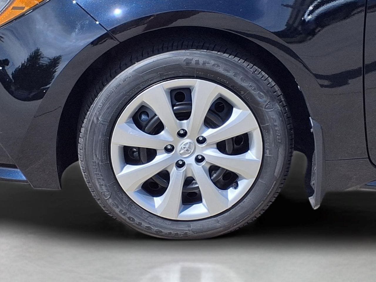 Used 2026 Toyota Corolla LE FWD image 9