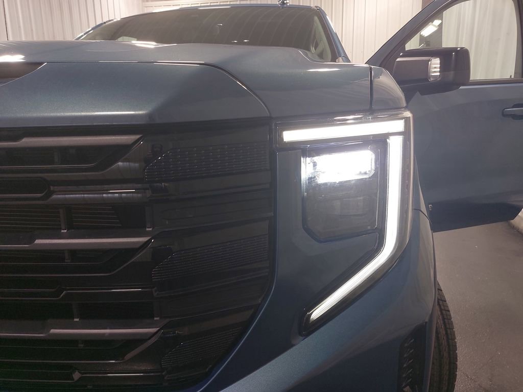 New 2026 GMC Sierra 1500 Elevation w/ Elevation Premium Package image 32
