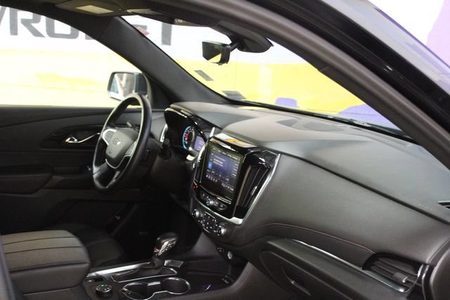 Used 2022 Chevrolet Traverse RS w/ LPO, Floor Liner Package AWD/4WD image 12