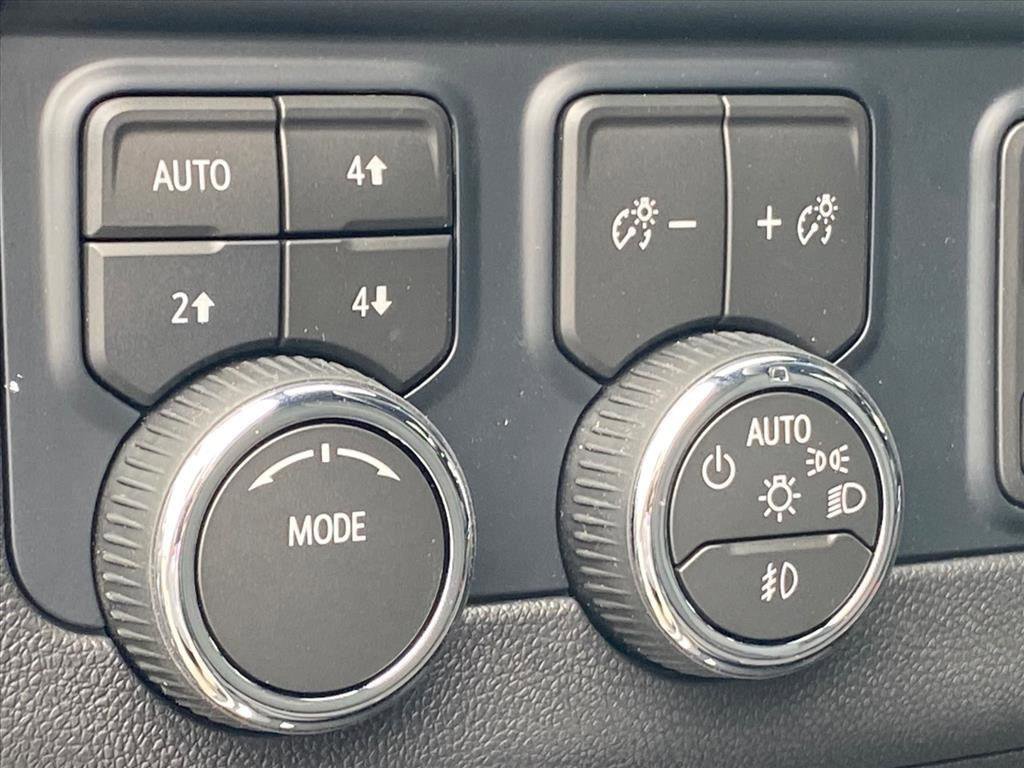 New 2025 Chevrolet Tahoe High Country w/ Sun And Tow Package image 16