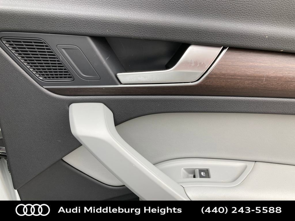 Certified 2022 Audi Q5 2.0T Premium Plus image 28