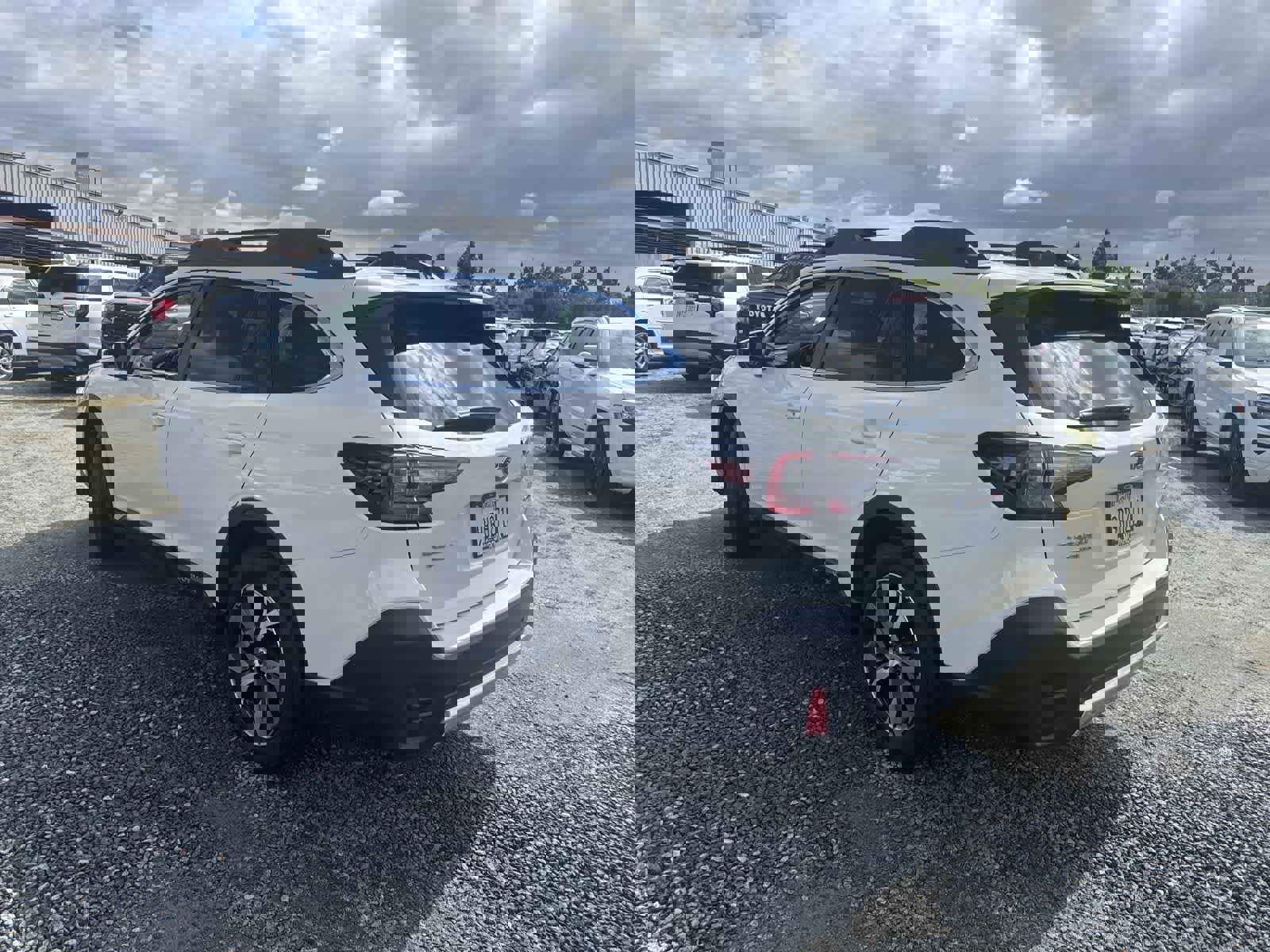 Used 2022 Subaru Outback Limited w/ Popular Package #2 image 5