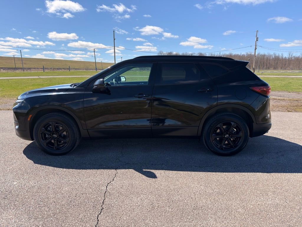 Used 2023 Chevrolet Blazer LT w/ Midnight/Sport Edition image 10