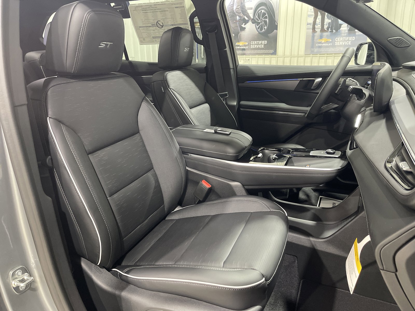 New 2026 Buick Enclave Sport Touring w/ Power Package image 19