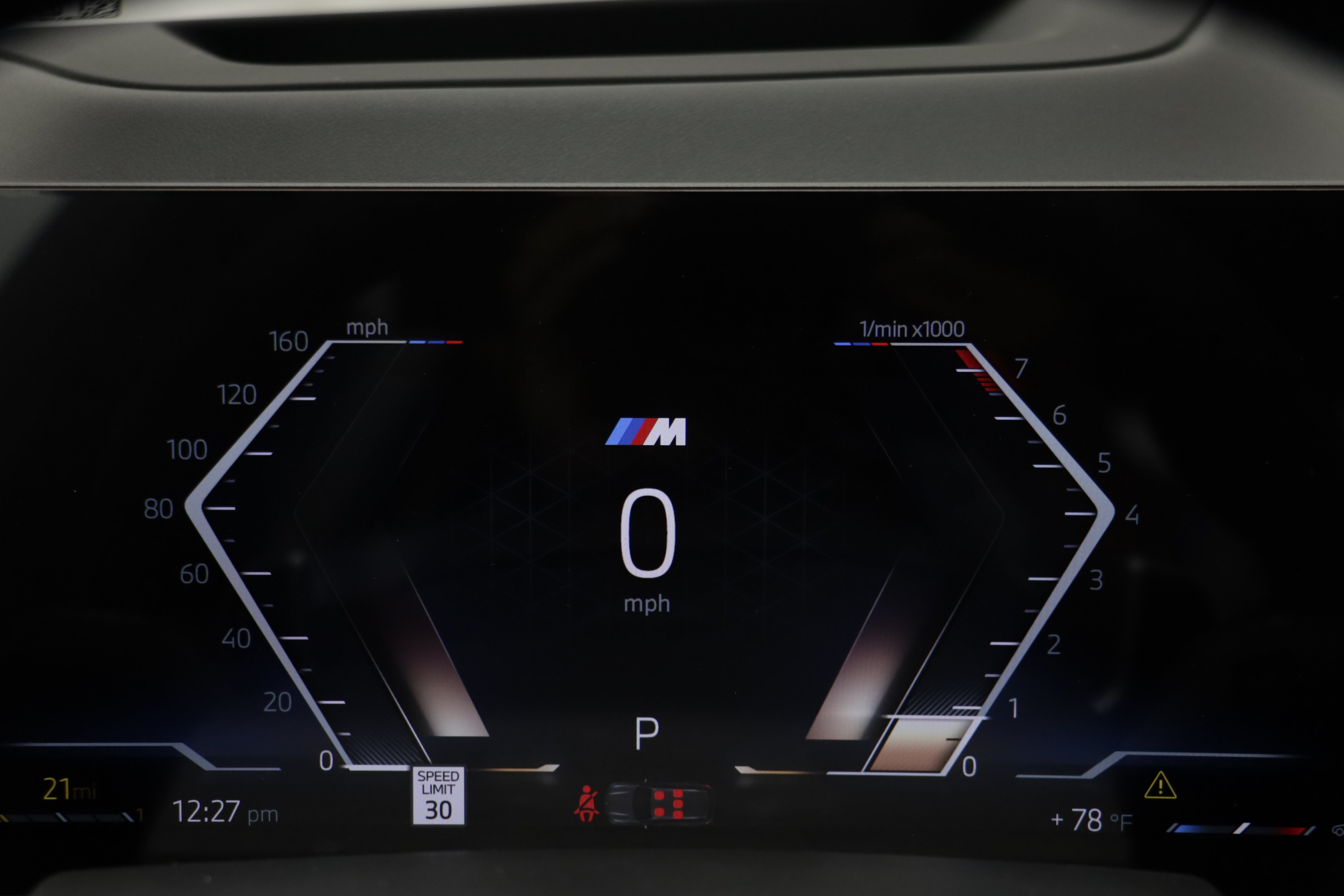 New 2027 BMW X7 xDrive40i w/ M Sport Package AWD/4WD image 8