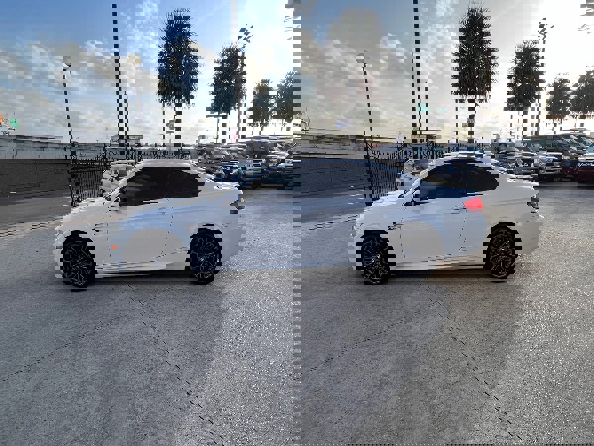 Used 2010 BMW M3 Coupe image 6