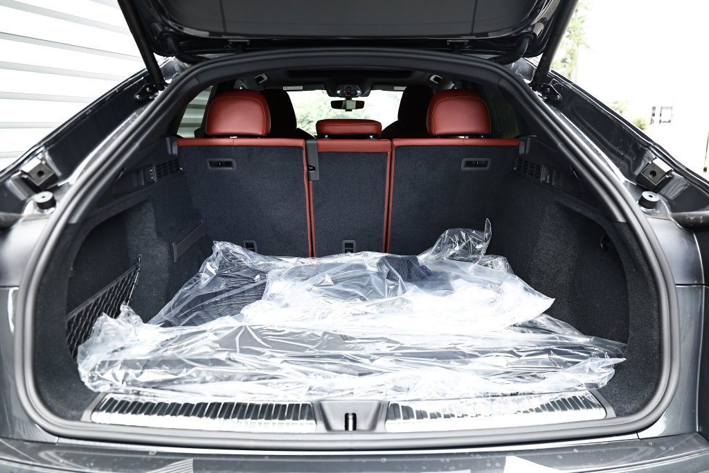 New 2026 Audi SQ5 Prestige AWD/4WD image 31