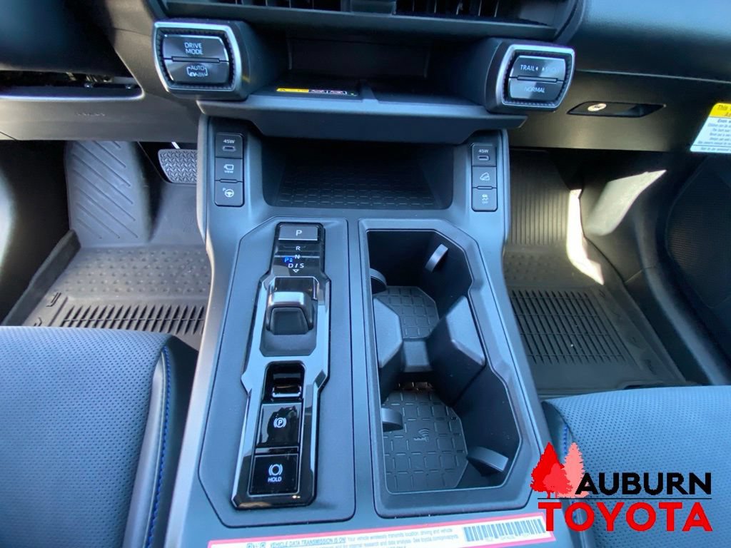 New 2026 Toyota RAV4 XSE AWD/4WD image 40