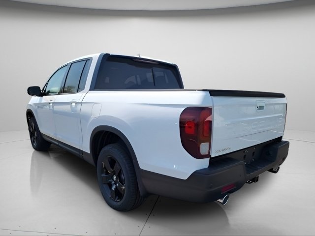 New 2026 Honda Ridgeline Black Edition image 4