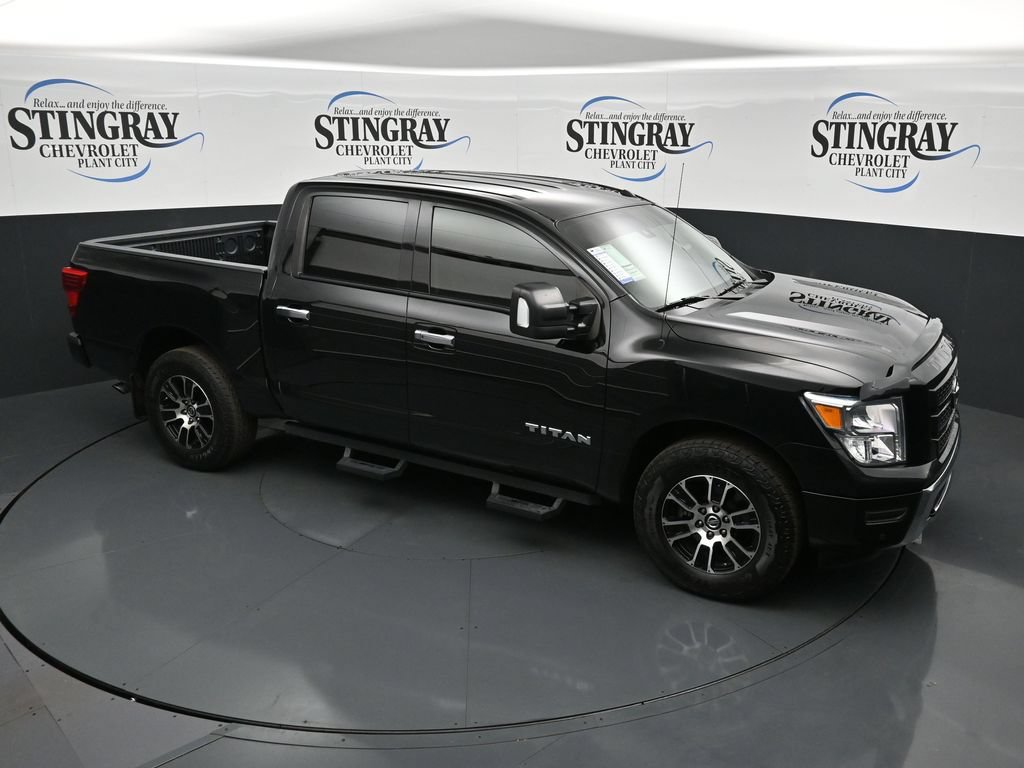Used 2021 Nissan Titan SV w/ SV Convenience Package AWD/4WD image 18